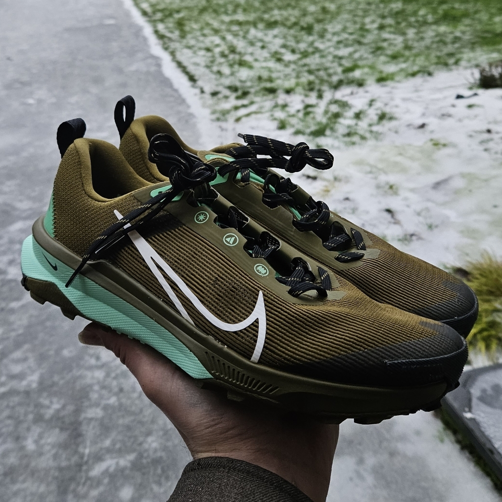 New women's Nike Terra Kiger